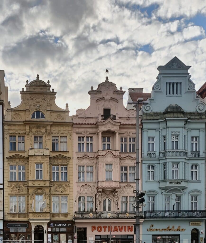 1000018548-869x1024.jpg